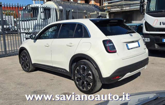Fiat 600 Hybrid 110 CV DCT MHEV La Prima - foto 4 di 4