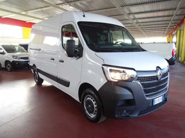 Renault Master 33 Q.LI 2.3 dCi 135 PM-TM Furgone Ice Plus usato a MASER