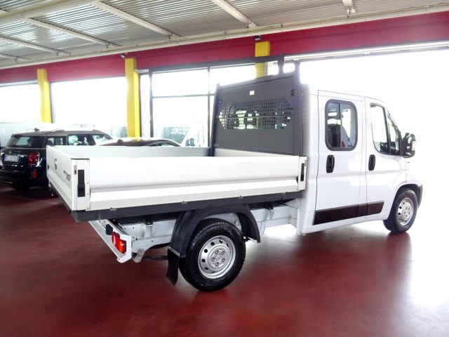 Fiat Ducato 35Q.LI Maxi 2.3MJT 140CV PM Cabinato 7 posti - foto 4 di 4