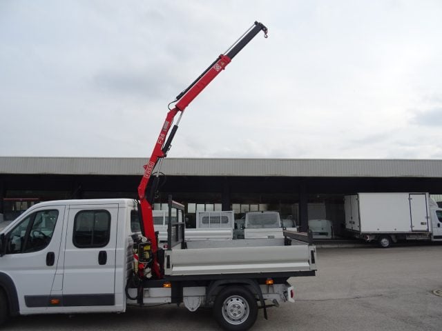 Fiat Ducato Maxi 35Q 2.3MJT 130CV 7posti GRU FASSI 26, del 2018, 119.100 km, in vendita a Maser (TV)