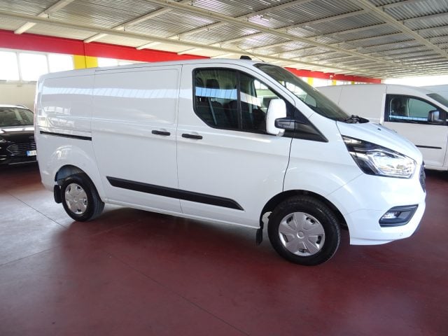 Ford Transit Custom 300 2.0 EcoBlue 130 PC Furgone Trend usato a MASER