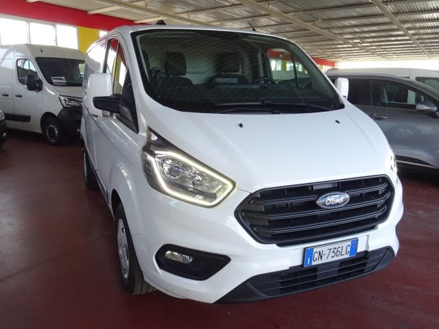 Ford Transit Custom 300 2.0 EcoBlue Hybrid 130 PC Furgone Trend usato a MASER