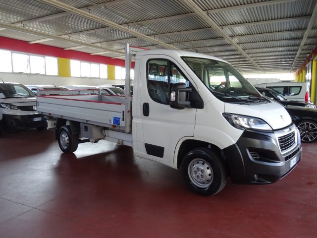 Peugeot Boxer 35Q2.2BlueHDi140 S&S PLM Cassone 3.70 Portata15..5 - foto 3 di 4