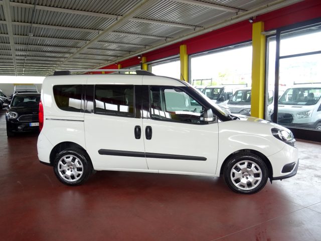 Fiat Doblo Doblò 1.6 MJT 120 CV S&S PC Combi N1 Lounge - foto 2 di 16