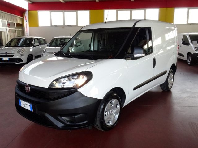 Fiat Doblo Doblò 1.6 MJT 105CV S&S PC-TN Cargo Business, del 2022, 95.000 km, in vendita a Maser (TV)