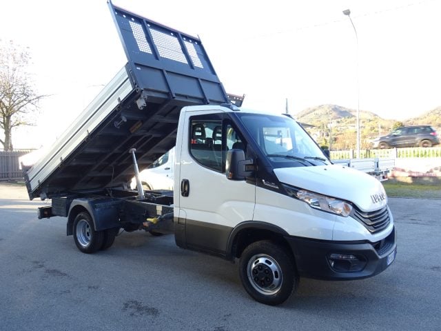 Iveco Daily 35C18 BTor 3.0 HPT PM-RG RIBALTABILE 3.60, del 2021, 39.800 km, in vendita a Maser (TV)