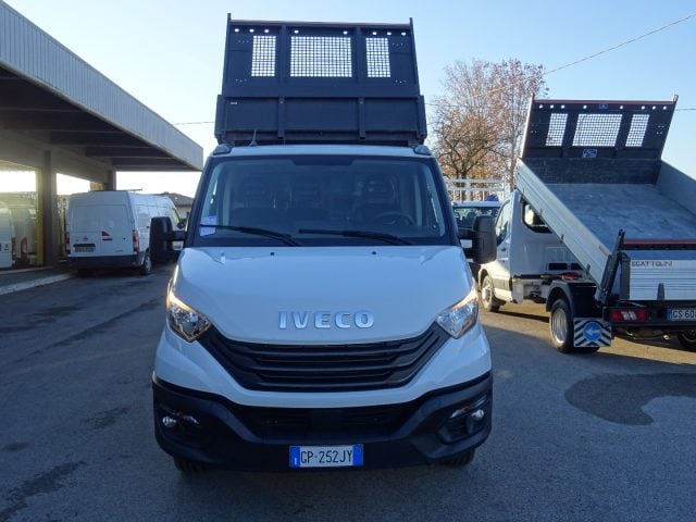 Iveco Daily 35C18H BTor 3.0 HPT PLM-RG Cabinato Cassone 3.60, del 2021, 39.000 km, in vendita a Maser (TV)