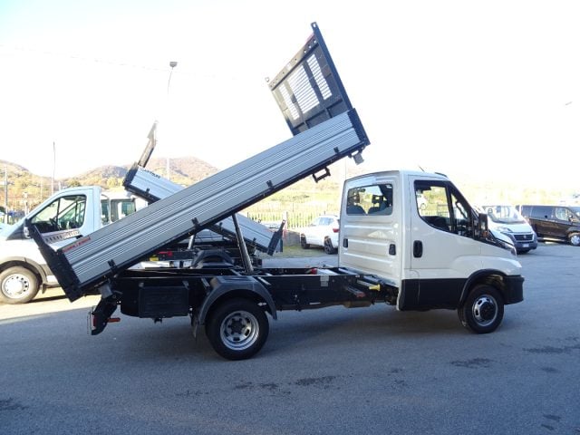 Iveco Daily 35C18H BTor 3.0 HPT PLM-RG Cabinato Cassone 3.60 - foto 3 di 4