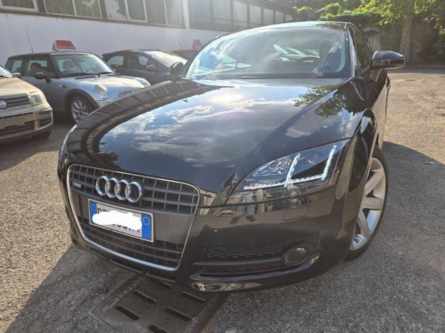 Audi TT Coup� 2.0 TFSI S tronic - foto 2 di 4