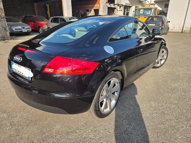Audi TT Coup� 2.0 TFSI S tronic - foto 3 di 4
