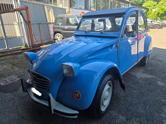 Citroen 2CV 400 d'epoca a PIACENZA
