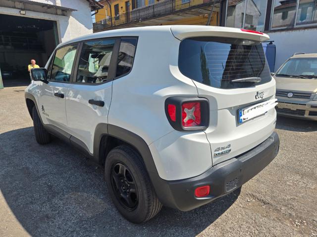 Jeep Renegade 2.0 Mjt 4WD Active Drive Sport - foto 2 di 4