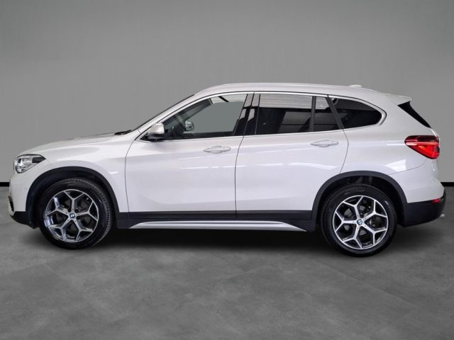 BMW X1 sDrive18d xLine Aut. + Tetto apr. - foto 3 di 4