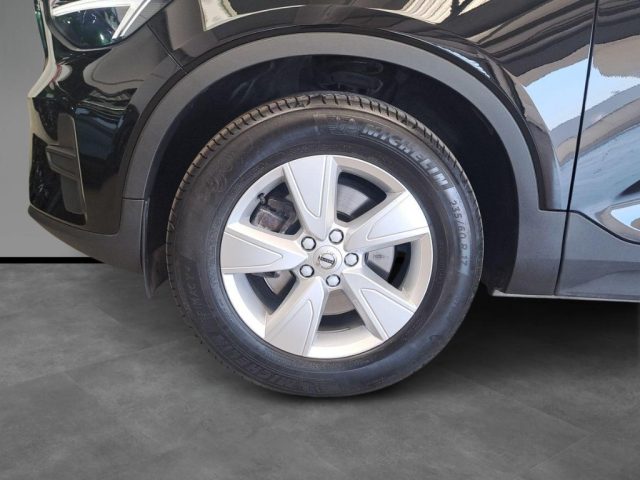 Volvo XC40 B3 automatico - foto 4 di 4