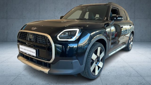 MINI Mini C Favoured Countryman Pack S, in vendita a Verona (VR)