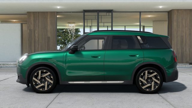 MINI Countryman E Favoured - Pack M - foto 2 di 4