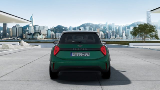 MINI Cooper C Favoured - Pack M - foto 2 di 3