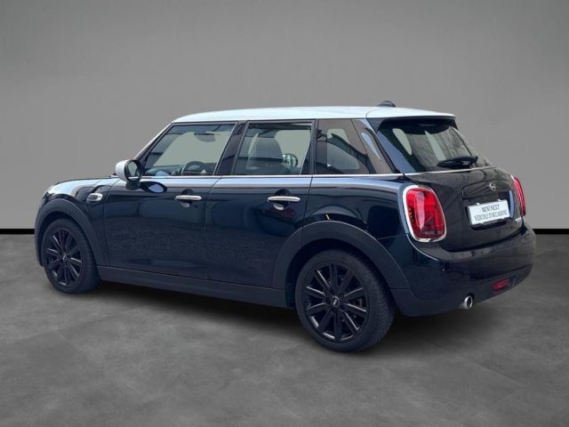 MINI Cooper 1.5 5 porte Aut. - foto 4 di 4