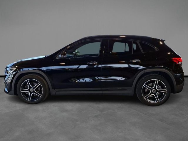 Mercedes-Benz GLA 220 d Automatic 4Matic Premium AMG - foto 2 di 4