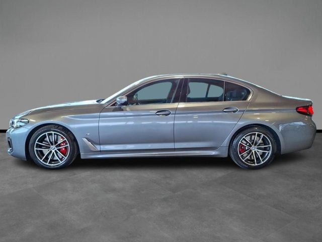 BMW 540 d 48V xDrive Msport Aut. + Tetto apr. - foto 3 di 4