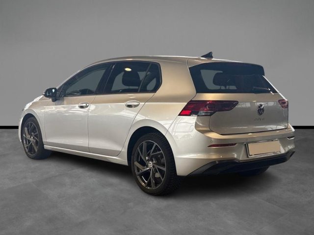 Volkswagen Golf 2.0 TDI DSG SCR - foto 3 di 4
