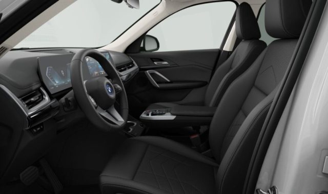 BMW iX1 eDrive 20 X-Line Pure Edition - foto 4 di 4