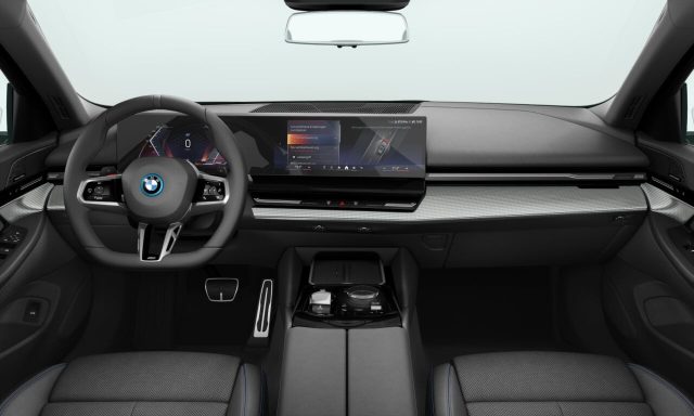 BMW 530 e xDrive Touring Msport Pro Aut. - foto 3 di 4