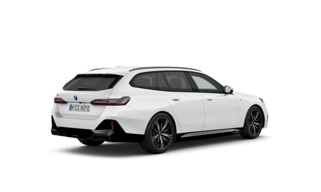 BMW 530 e xDrive Touring Msport Pro Aut. - foto 2 di 4