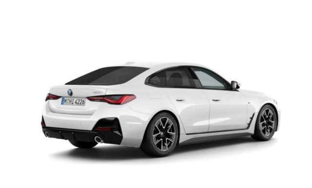 BMW 420 i Msport - foto 2 di 4