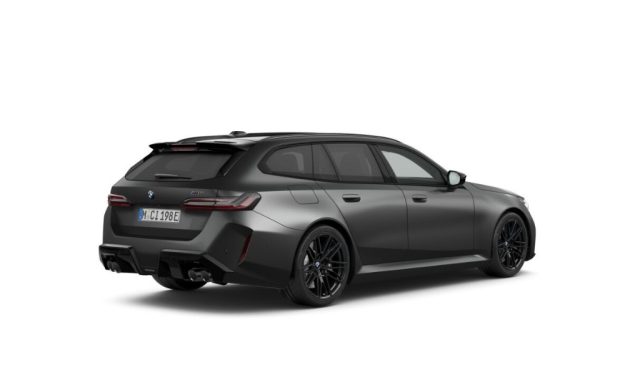 BMW M5 Touring - foto 2 di 4