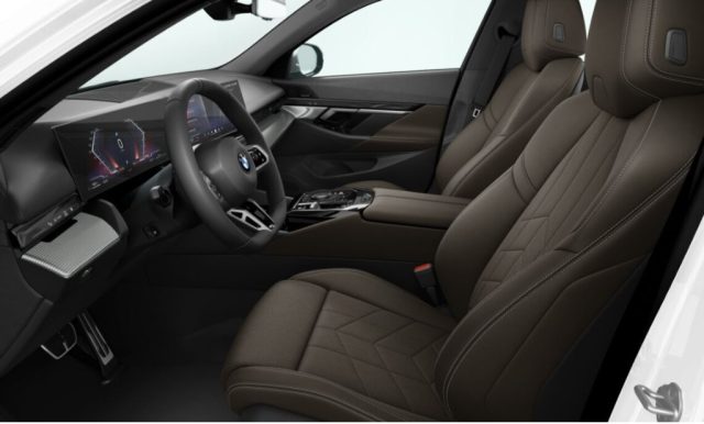BMW 520 i 48V sDrive Touring Msport - foto 3 di 4