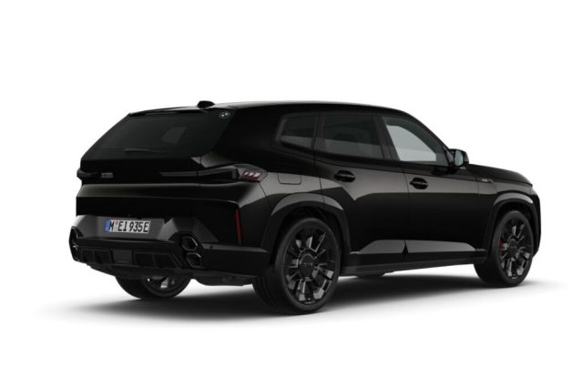 BMW XM 50e - foto 2 di 4
