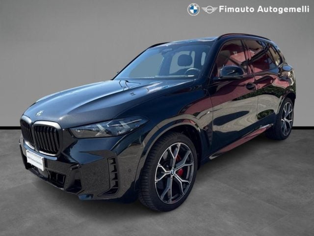 BMW X5 xDrive30d 48V Msport Pro Aut. + Tetto apr., del 2025, 28.526 km, in vendita a Verona (VR)