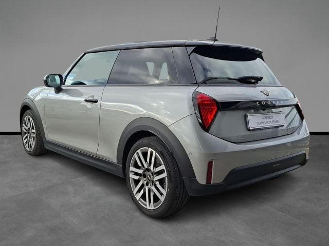 MINI Cooper C Cooper C Classic Aut. Pacchetto M + Tetto apr. - foto 4 di 4