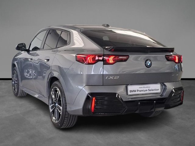 BMW iX2 xDrive 30 Msport - foto 4 di 4