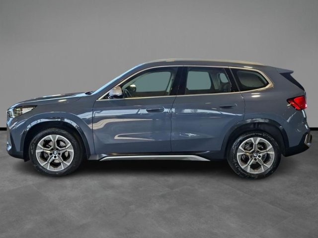 BMW X1 sDrive 18d xLine Aut. + Tetto apr. - foto 3 di 4
