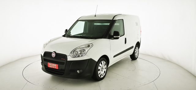 Fiat Doblo Dobl� 2.0 MJT PC-TN Cargo Lamierato SX E5+ - foto 3 di 4