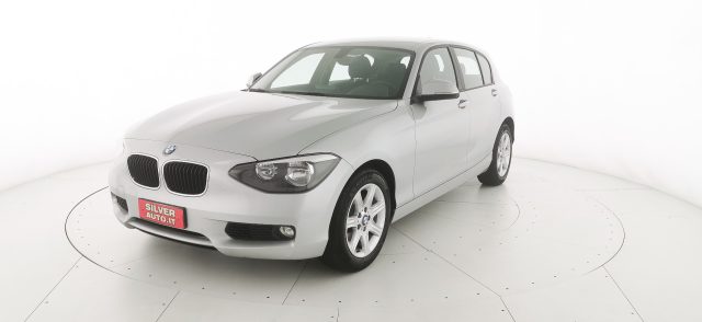 BMW 120 d 5p. Unique - CAMBIO AUTOMATICO - foto 3 di 4