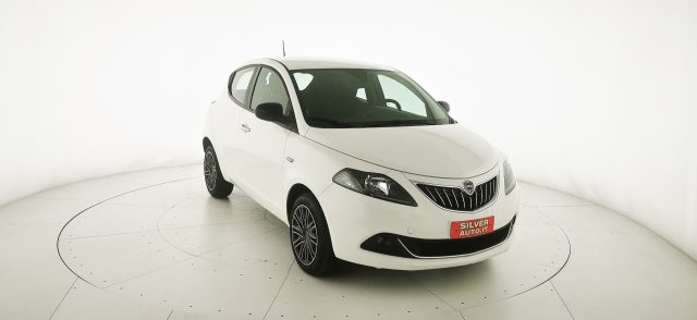 Lancia Ypsilon 1.0 FireFly 5 porte S&S Hybrid Gold usato a CREMA