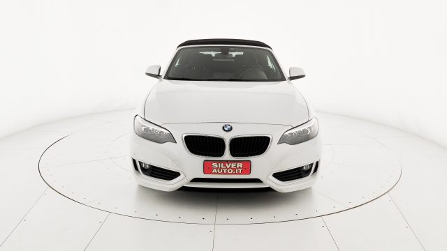 BMW 218 d Cabrio Advantage - foto 4 di 4
