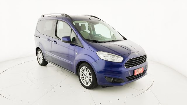 Ford Tourneo Courier 1.5 TDCI 75 CV Titanium usato a CREMA