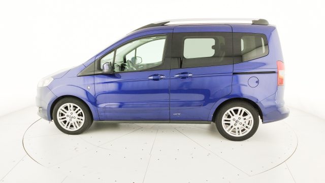 Ford Tourneo Courier 1.5 TDCI 75 CV Titanium - foto 4 di 4