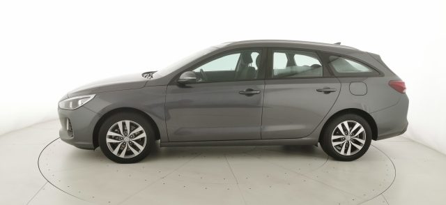 Hyundai i30 Wagon 1.6 CRDi 110CV DCT Comfort - foto 4 di 79