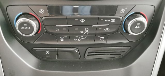 Ford Kuga 1.5 TDCI 120 CV S&S 2WD Titanium usato a CREMA