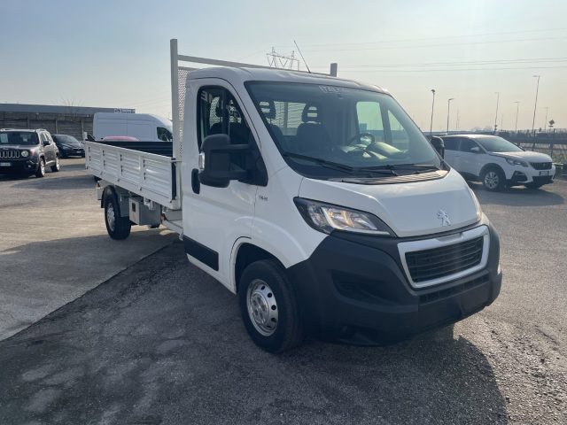 Peugeot Boxer 435 2.2 BlueHDi 140 S&S PM Cabinato prezzo + IVA usato a CREMA