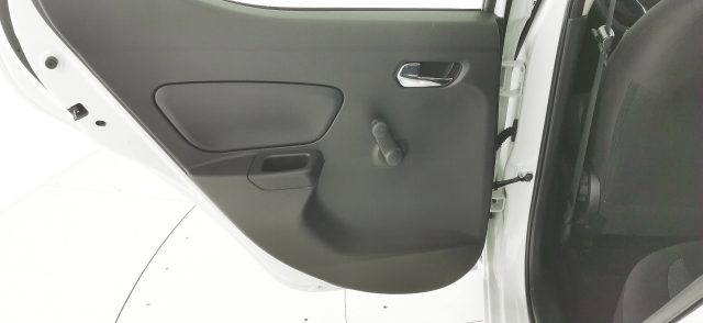 Nissan Micra IG-T 92 5 porte Acenta usato a CREMA