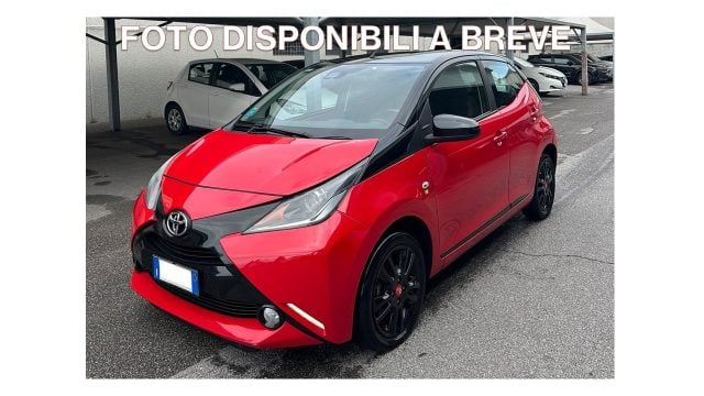 Toyota Aygo 1.0 VVT-i 69 CV 5 porte x-cite, del 2018, 97.700 km, in vendita a Crema (CR)