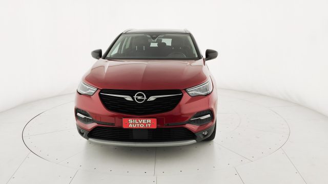 Opel Grandland X 1.6 Hybrid4 Plug-in aut. AWD - foto 2 di 4