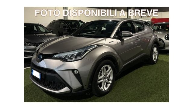 Toyota C-HR 1.8 Hybrid E-CVT Business, del 2021, 20.900 km, in vendita a Crema (CR)