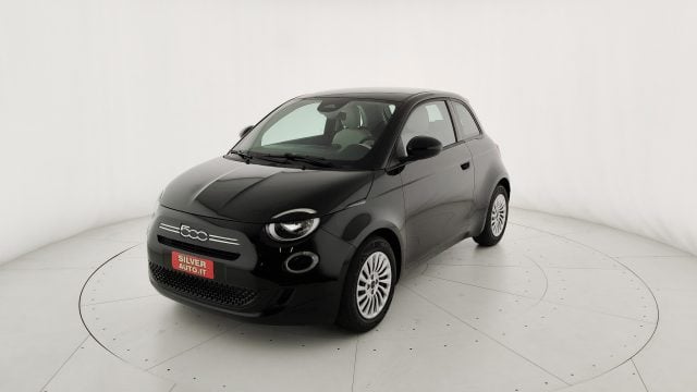 Fiat 500 Berlina Hybrid Pop - foto 3 di 4